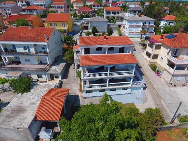 Apartment Lidija Шіло Екстер'єр фото